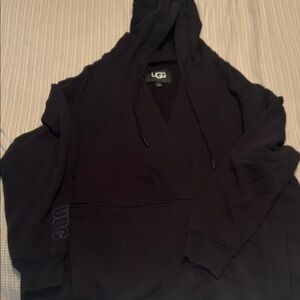 UGG Dark Hoodie with Logo 1x